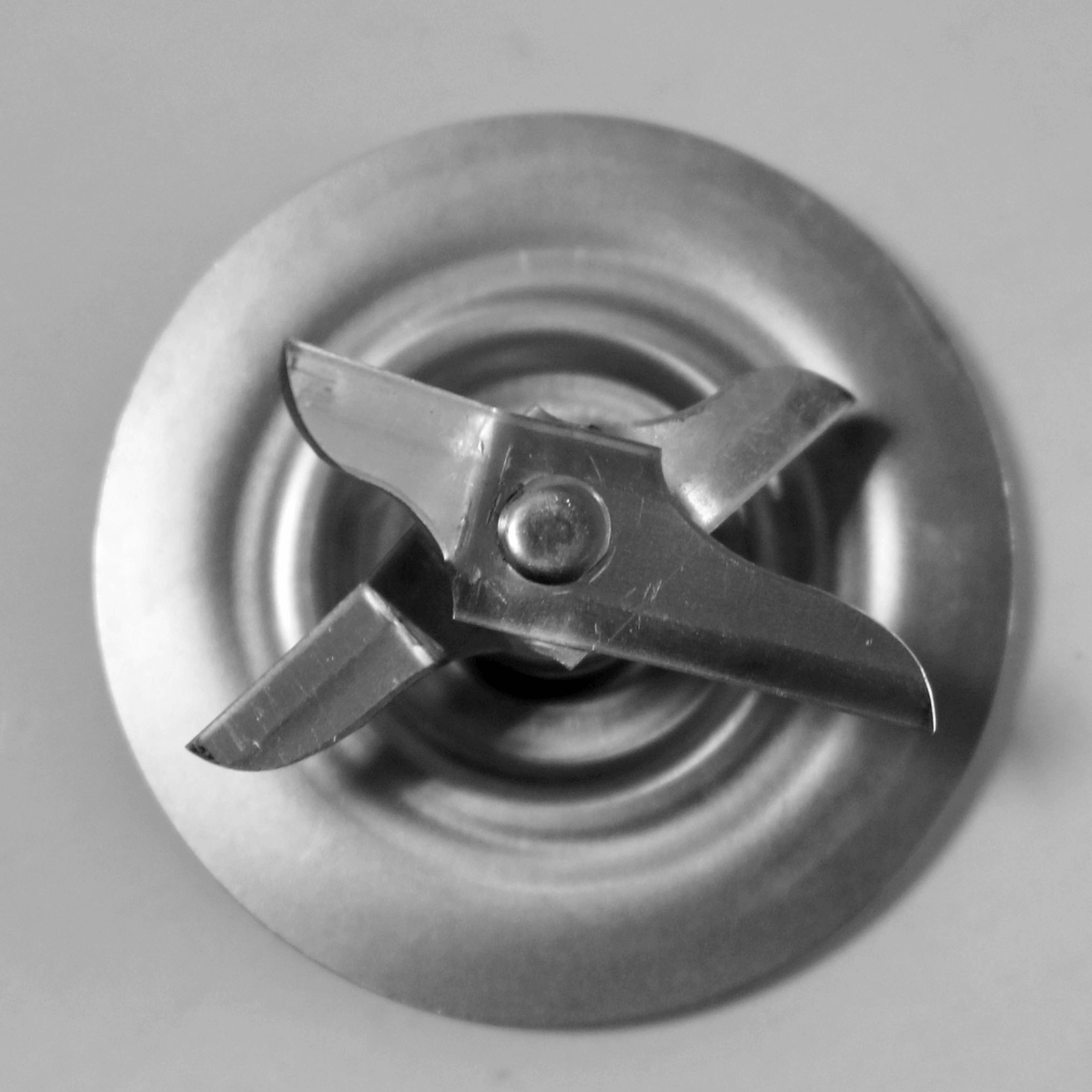 Licuadora LKM-3910 PN