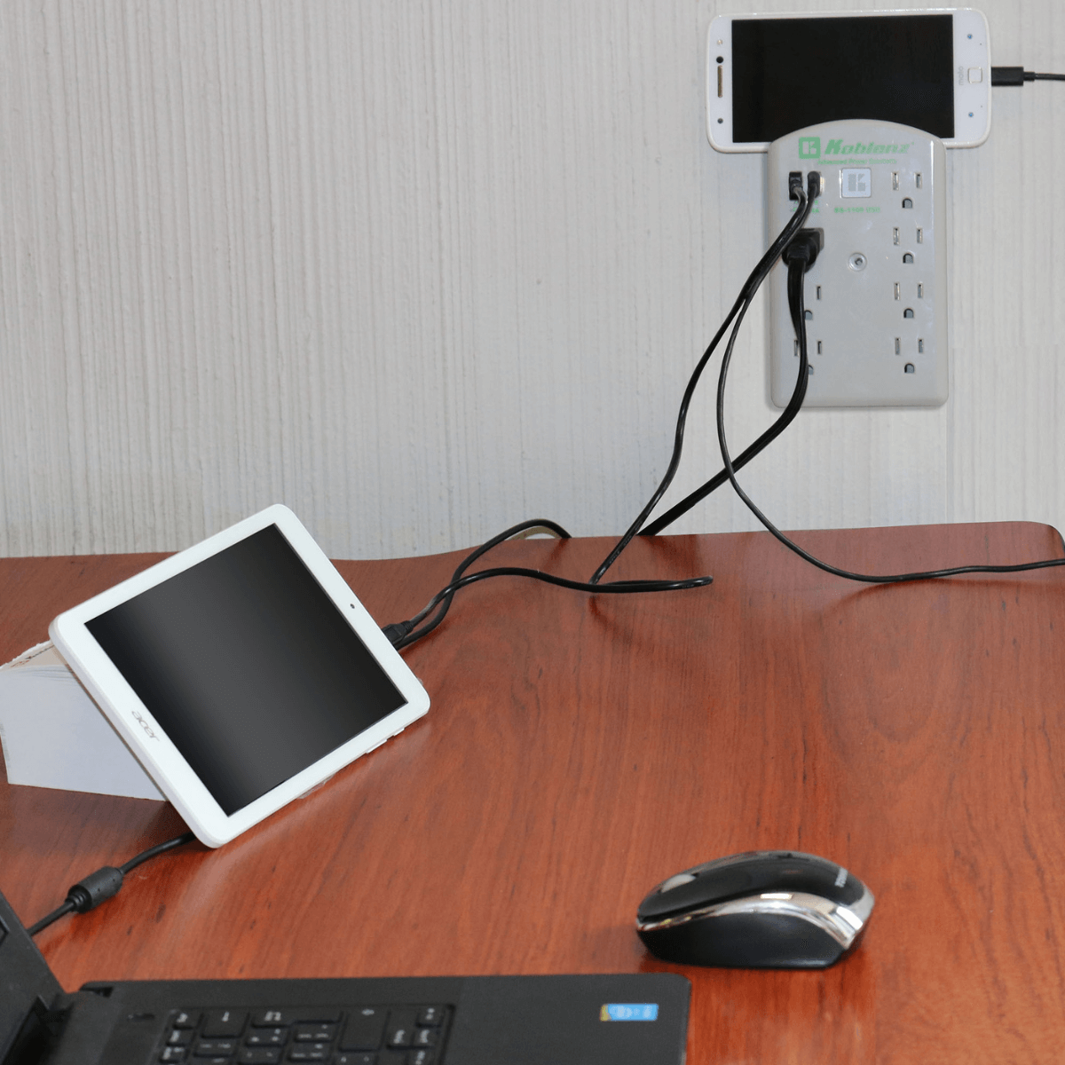Supresor con USB-C SS-1100 USBAC - Koblenz Electrica